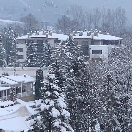 Ξενοδοχείο με διαμερίσματα The Penthouse 4*